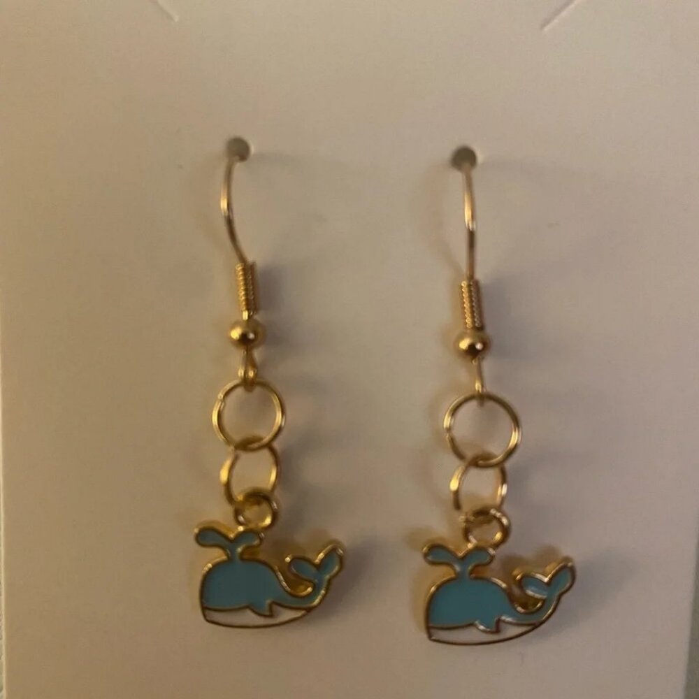 🖤 (2 for $15) Handmade Whale Earrings - Picture 1 of 2